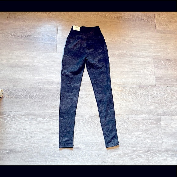 AERIE Leggings - Dark Camo Feel Comfy - Size XS NWOT - Picture 6 of 12